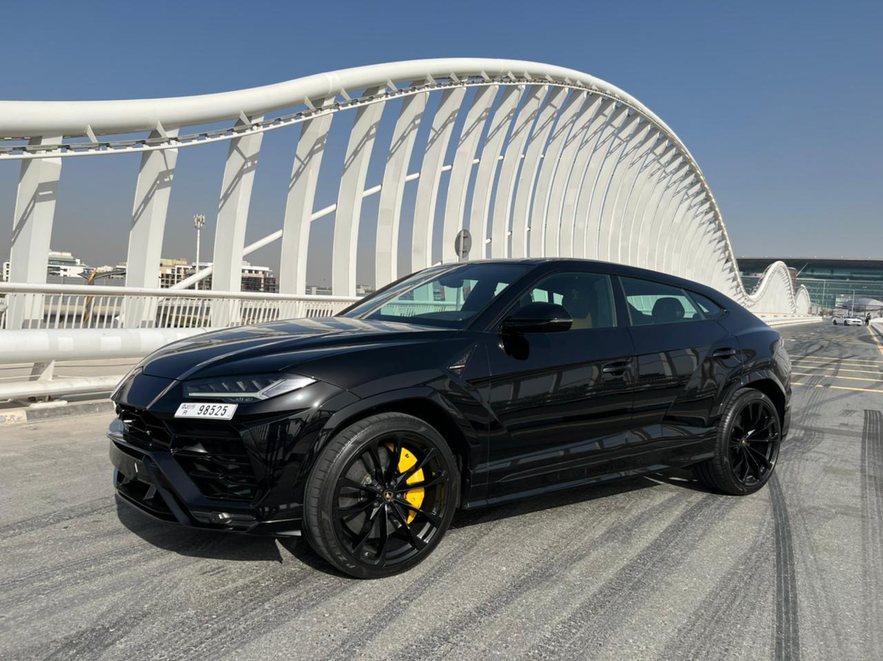 lamborghini urus for rent dubai