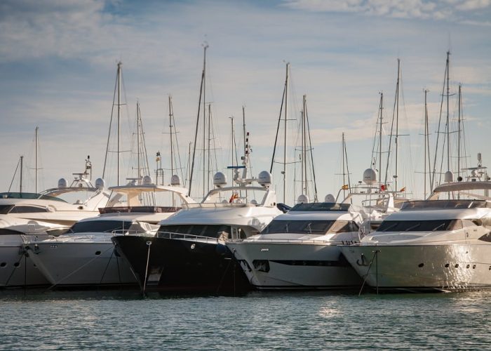 Shared Yacht Tour